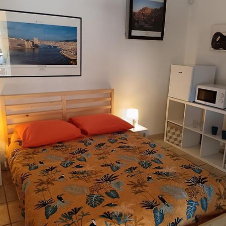 Chambre privée avec Piscine Marsella Exterior foto